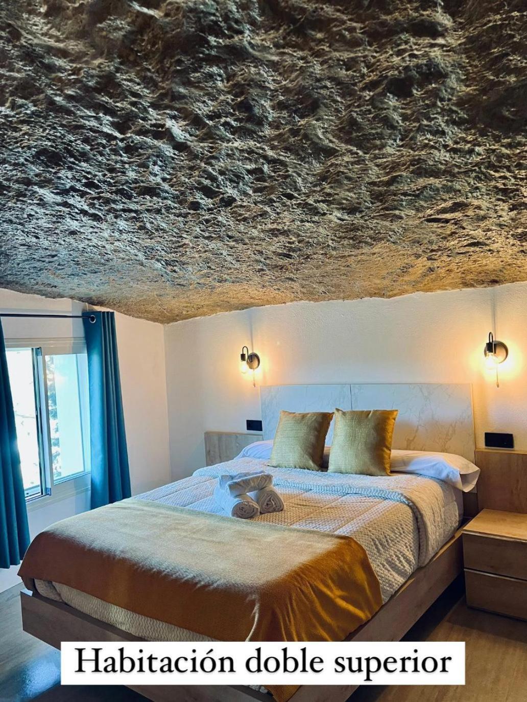 Cueva Luxe Las Calcetas Setenil de las Bodegas Kültér fotó