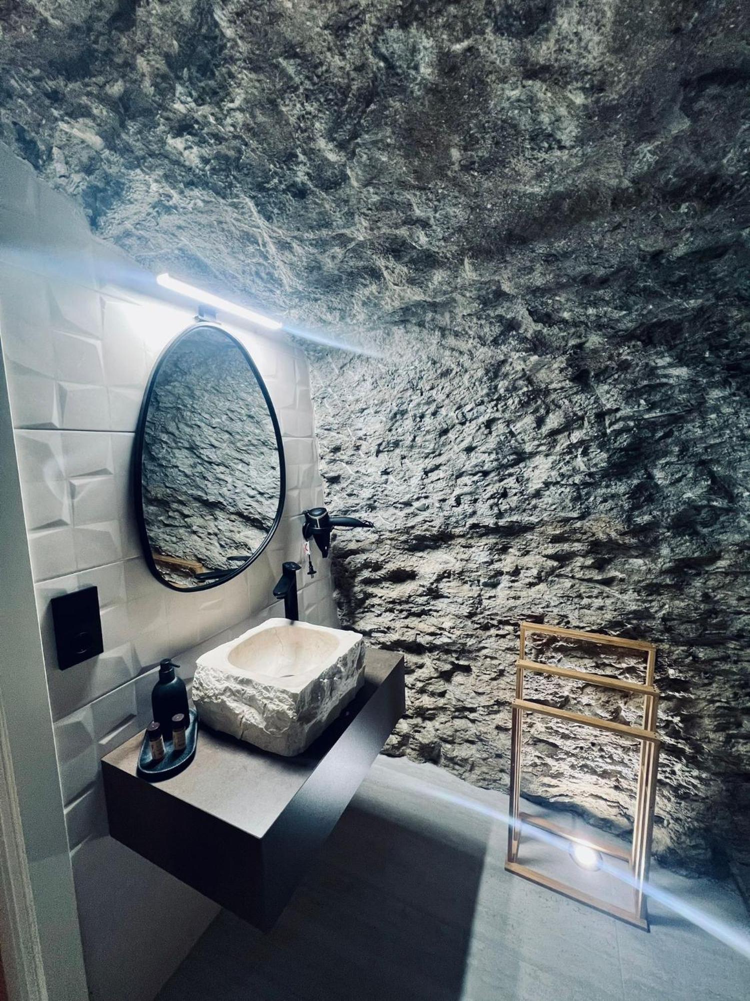 Cueva Luxe Las Calcetas Setenil de las Bodegas Kültér fotó